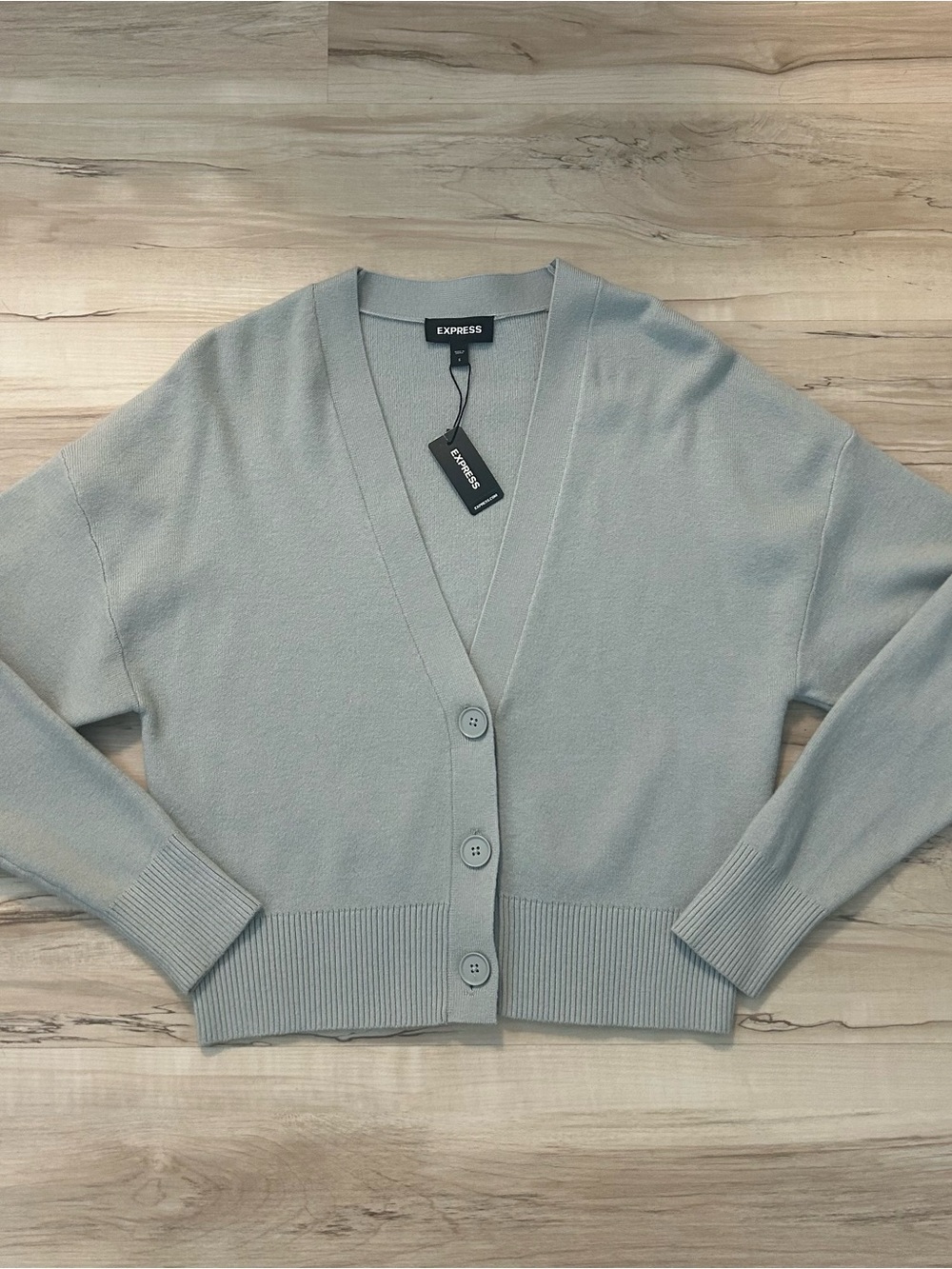Express Mint Green V-Neck Button Cardigan Sweater Women’s Size Small